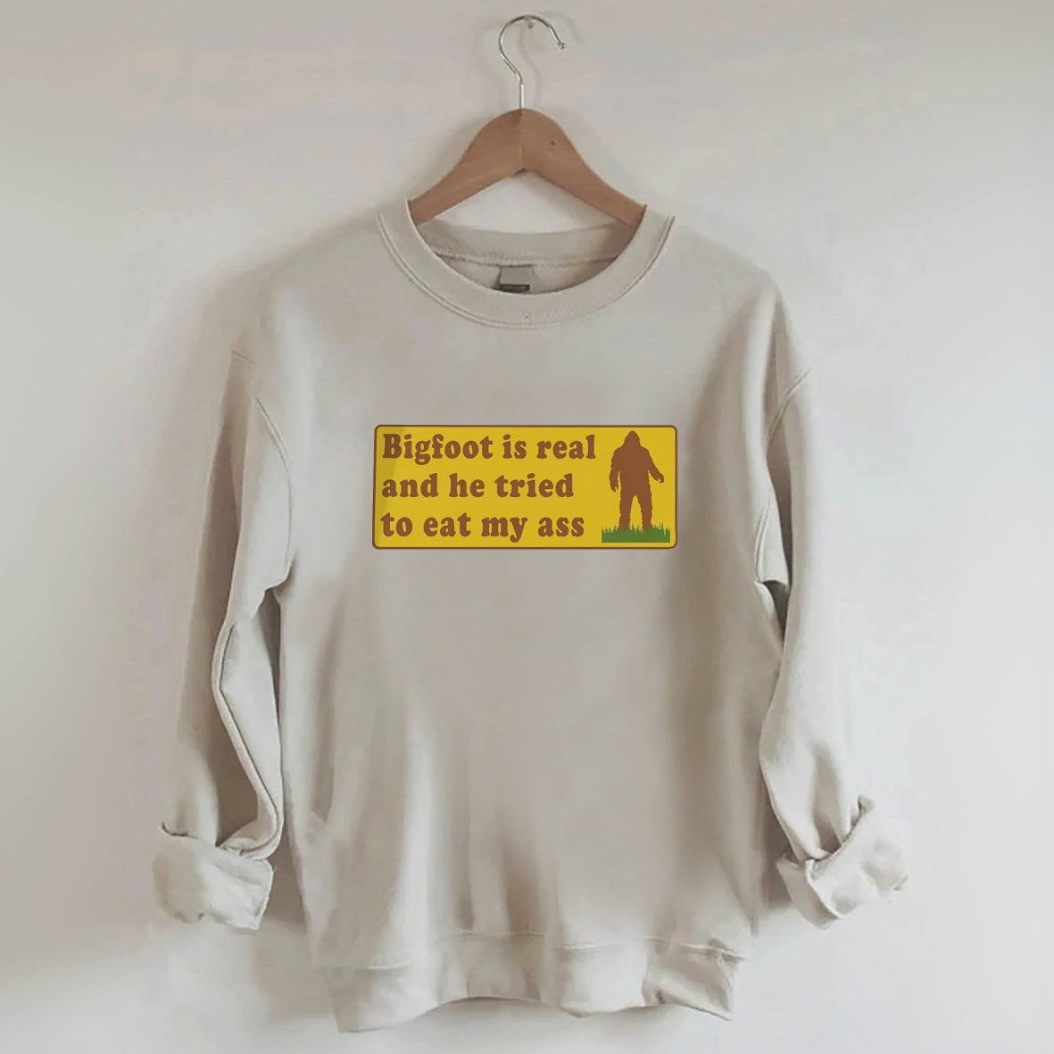 Bigfoot Is Real Letter Print Sweatshirt